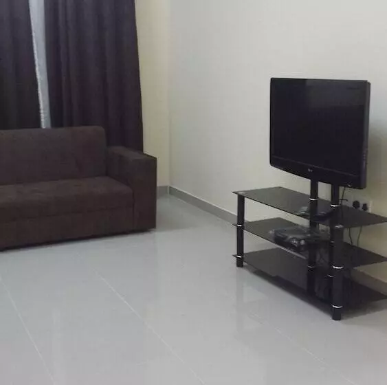 هتل Golden Seasons Furnished Apartments 1