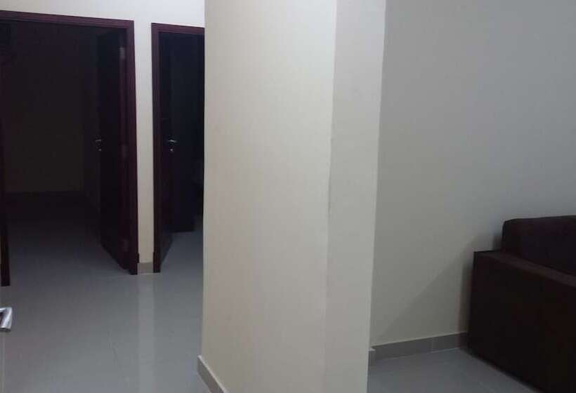 هتل Golden Seasons Furnished Apartments 1