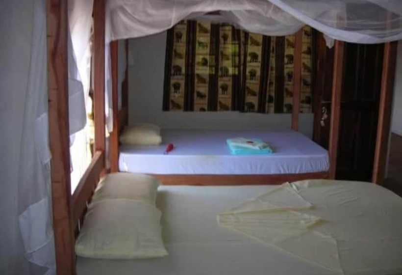 هتل Morocco House