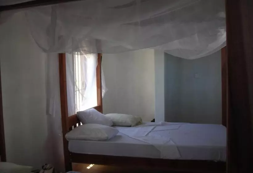 هتل Morocco House