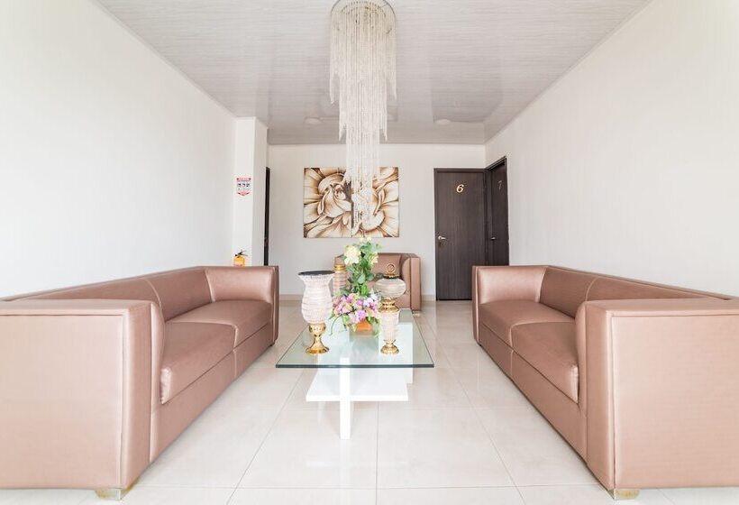 Hotel Prados Del Sur