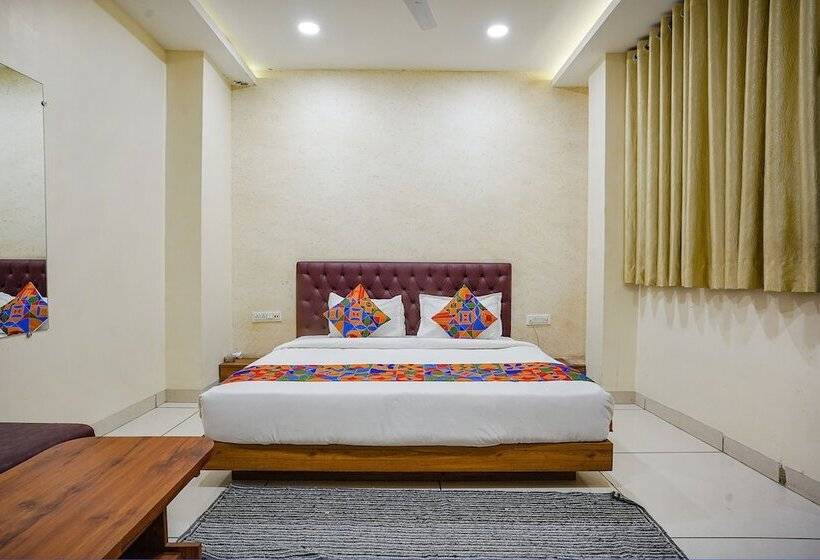 Fabhotel Sukh Vilas