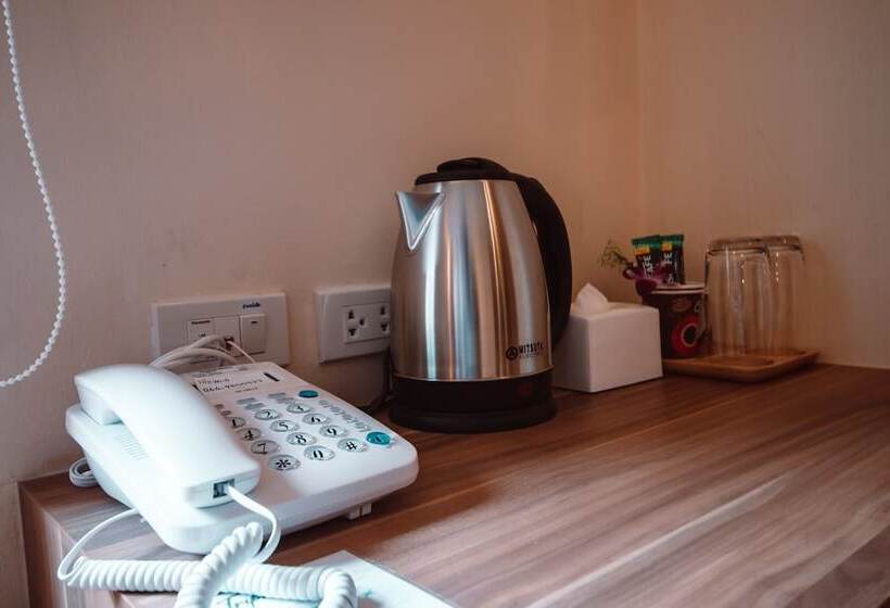 Hotel Triple Trees Village