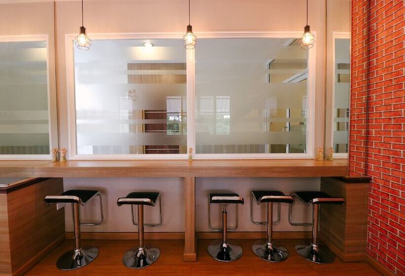 Hotel Triple Trees Village