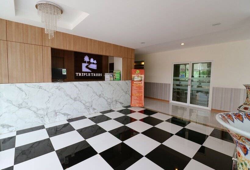 Hotel Triple Trees Village