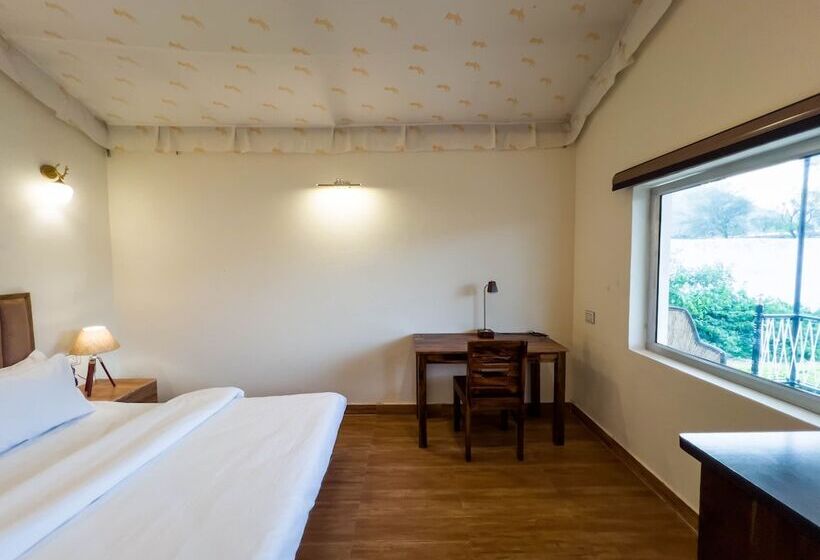 בית מלון כפרי Vanbagh Sariska Resort