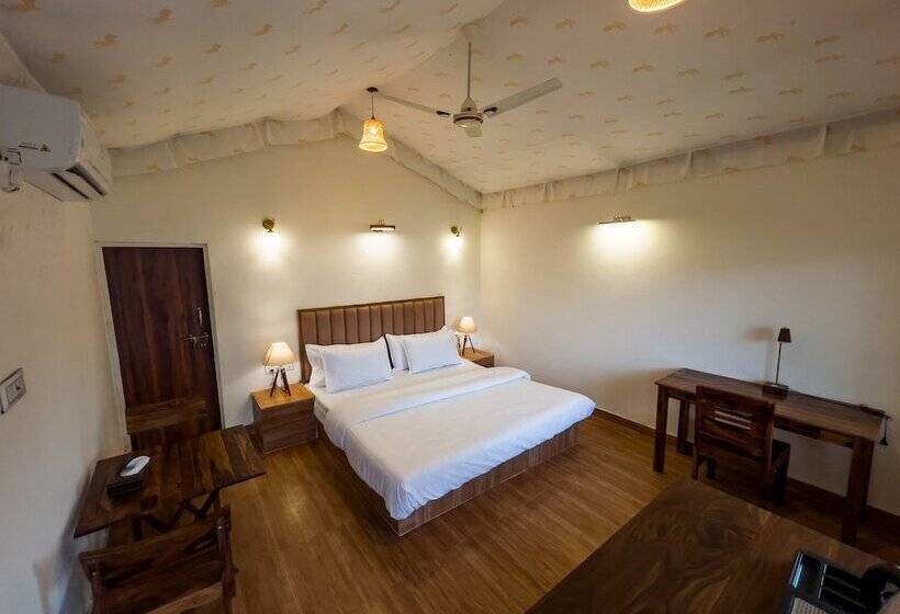 בית מלון כפרי Vanbagh Sariska Resort