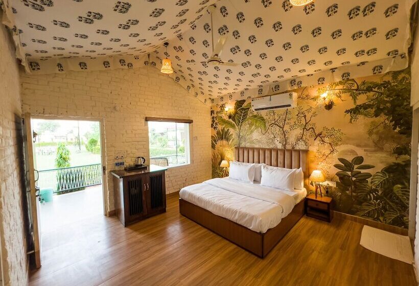 בית מלון כפרי Vanbagh Sariska Resort