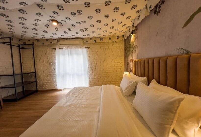 בית מלון כפרי Vanbagh Sariska Resort