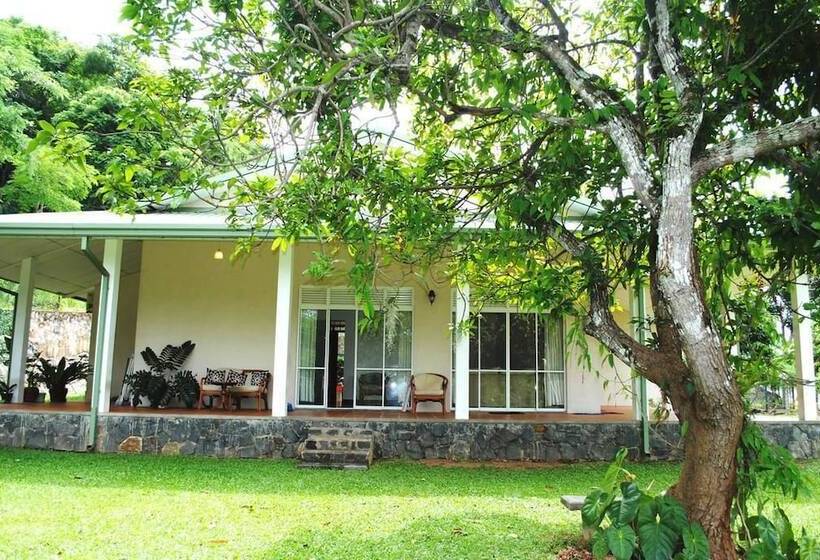 בית מלון כפרי Victoria Range Holiday Resort