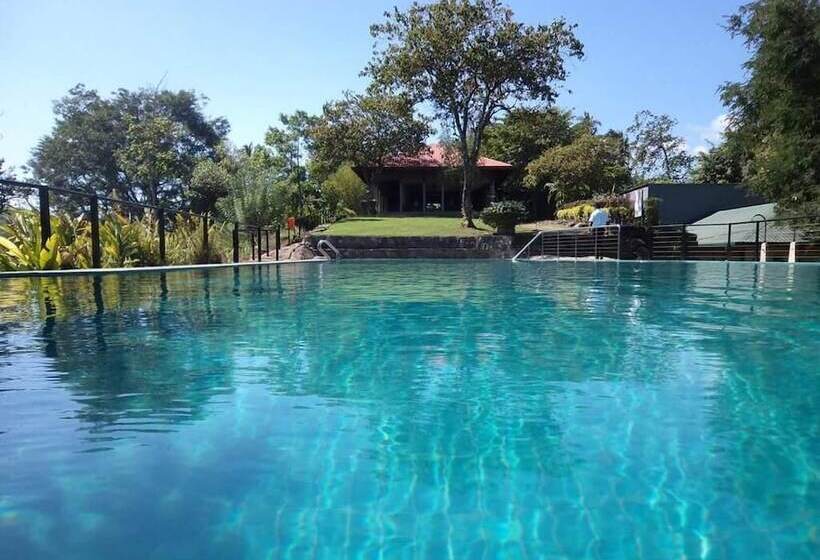 בית מלון כפרי Victoria Range Holiday Resort