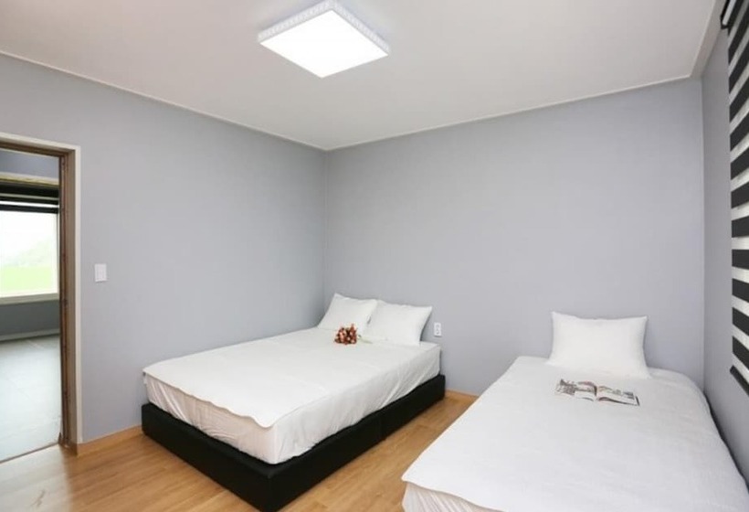 Muju Deogyusansup Pension