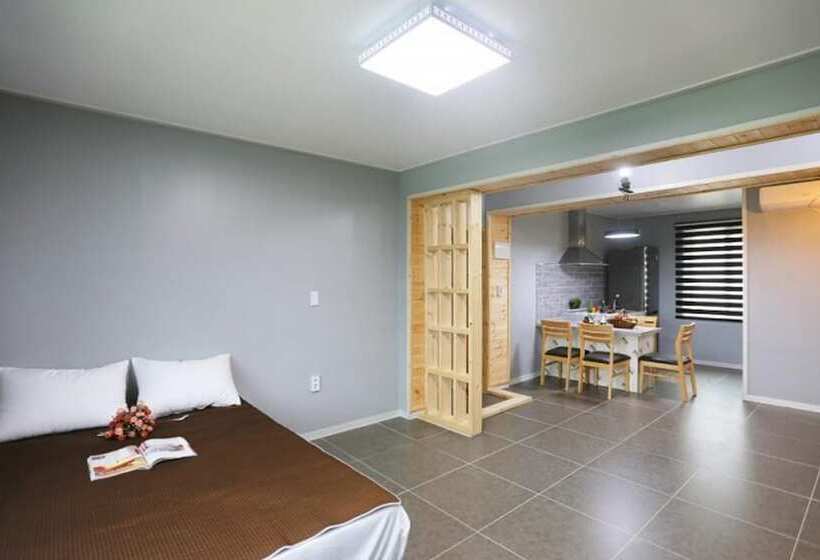 Muju Deogyusansup Pension