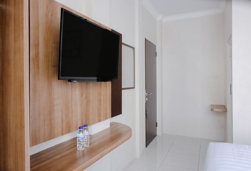 Pension Noura Guest House Syariah Soehatt