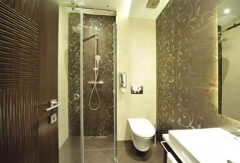 پانسیون Nv Luxury Suites & Spa