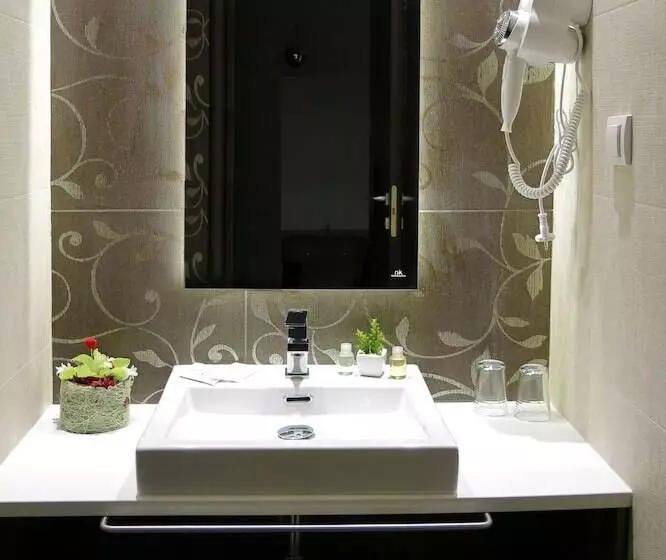 پانسیون Nv Luxury Suites & Spa