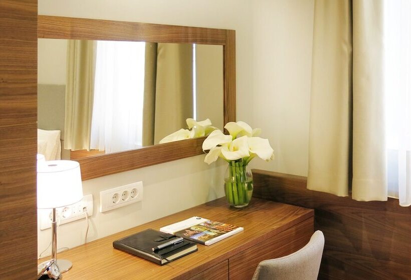 پانسیون Nv Luxury Suites & Spa