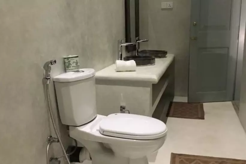 ペンション Parawa House