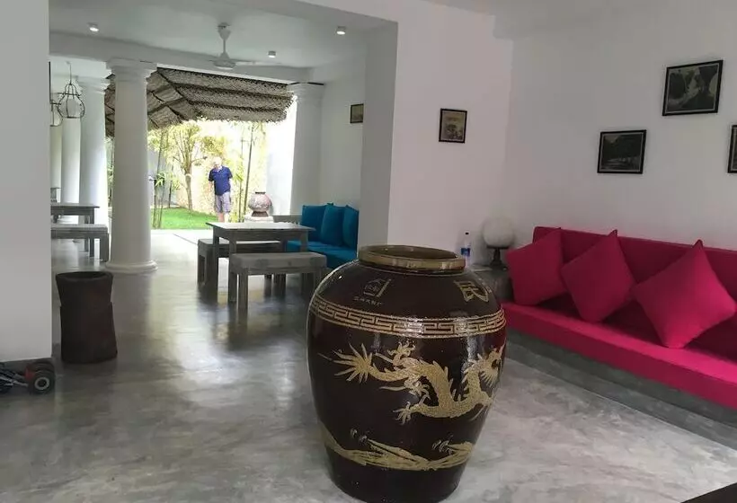 ペンション Parawa House