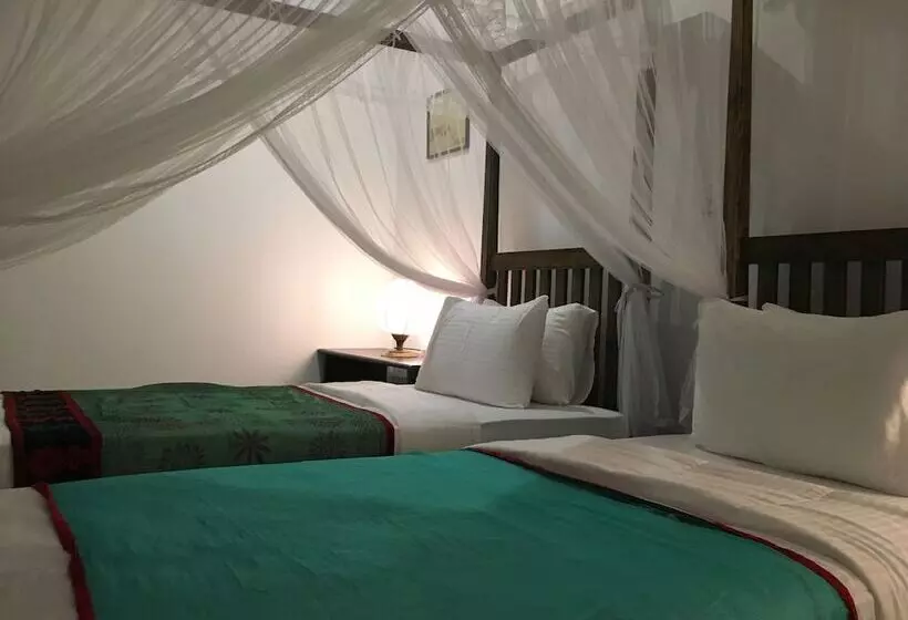 ペンション Parawa House