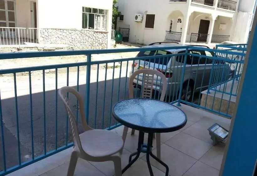 پانسیون St. Lazaros House