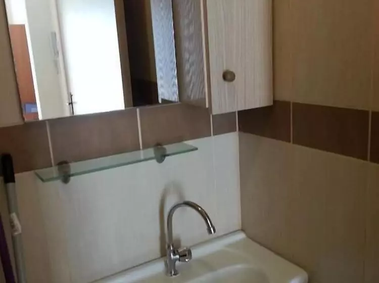 پانسیون St. Lazaros House