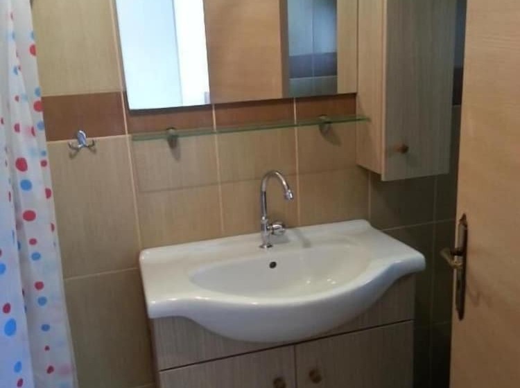 پانسیون St. Lazaros House