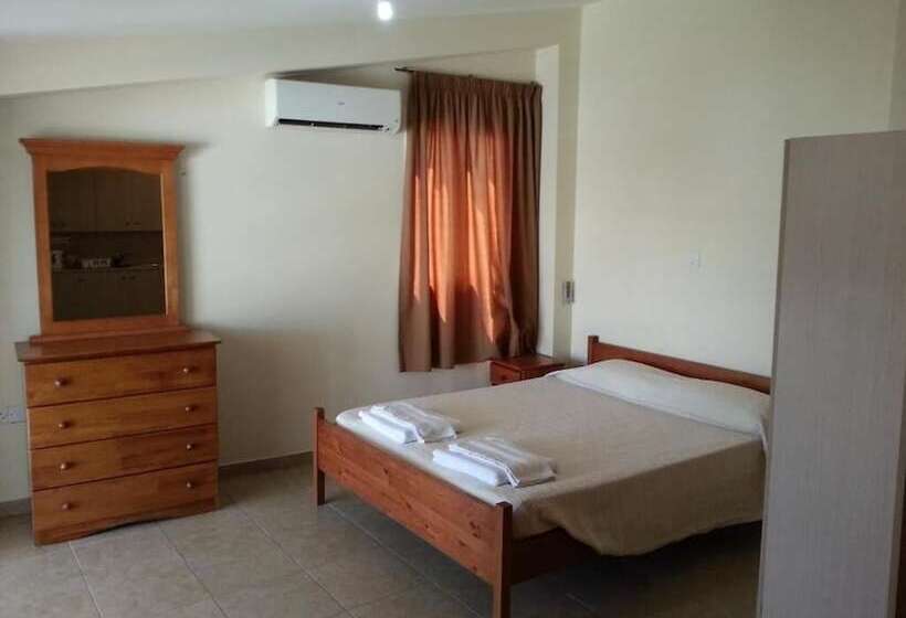 پانسیون St. Lazaros House