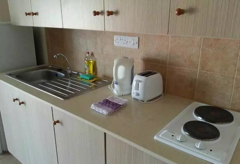 پانسیون St. Lazaros House