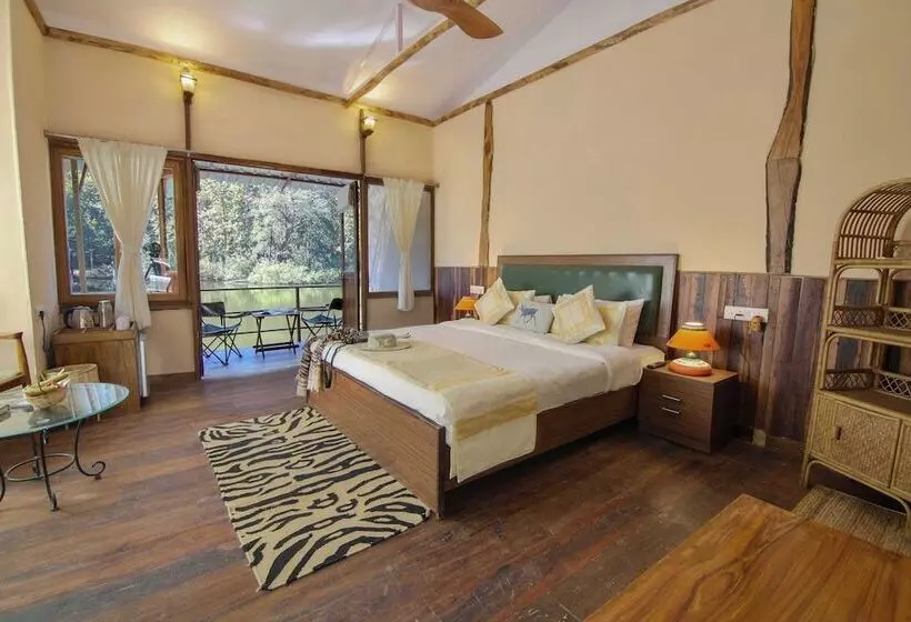 リゾートホテル Rukhad Jungle Camp   Pench