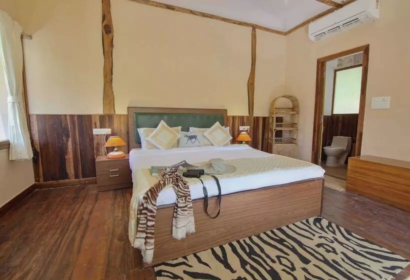 リゾートホテル Rukhad Jungle Camp   Pench