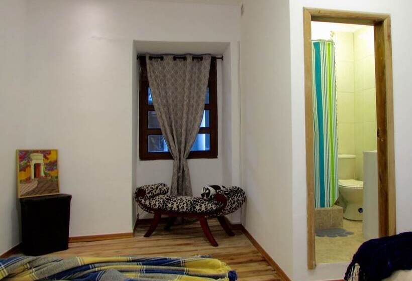 San Blas House & Suites