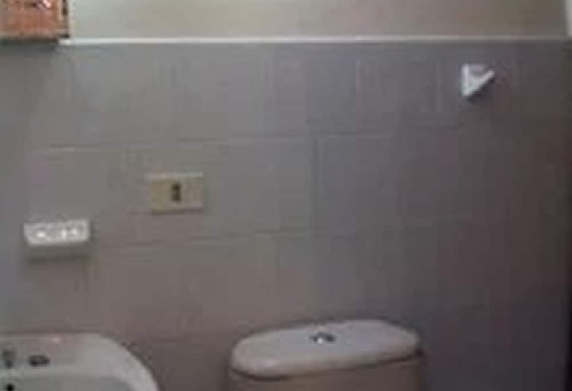 پانسیون Dona Amalia