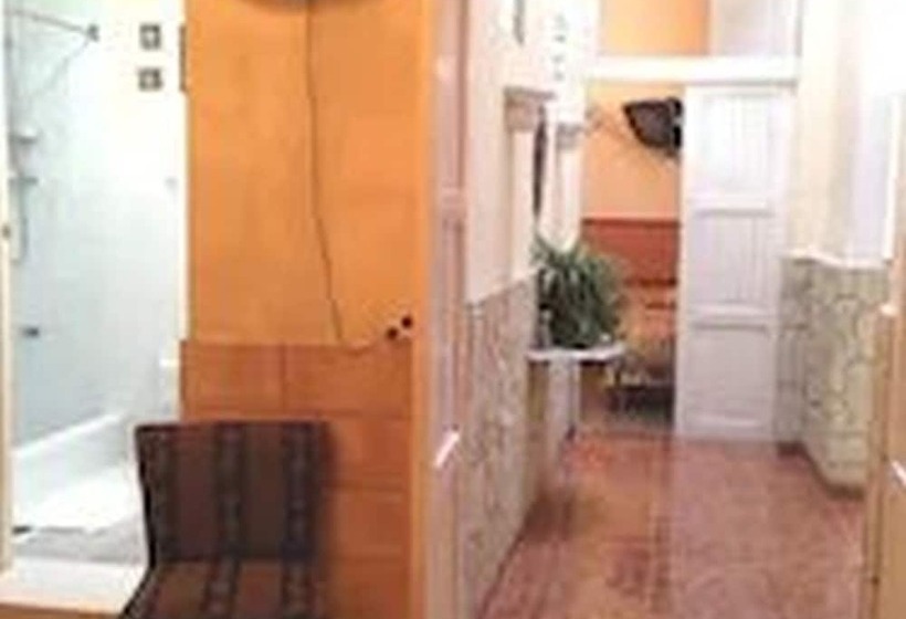 پانسیون Dona Amalia