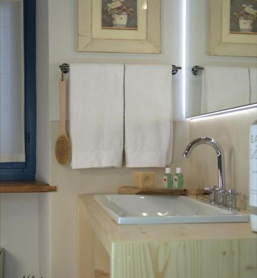 Bed and Breakfast Antico Casale Mattei Adult Only