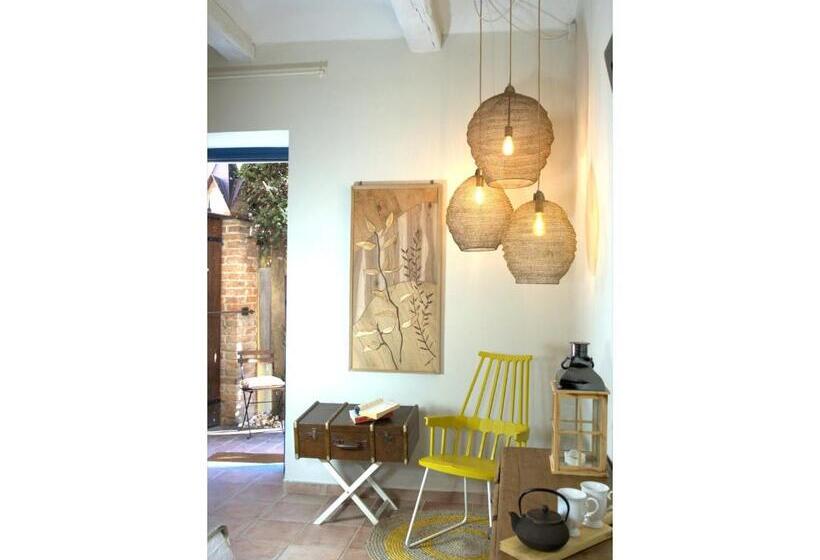 Bed and Breakfast Antico Casale Mattei Adult Only