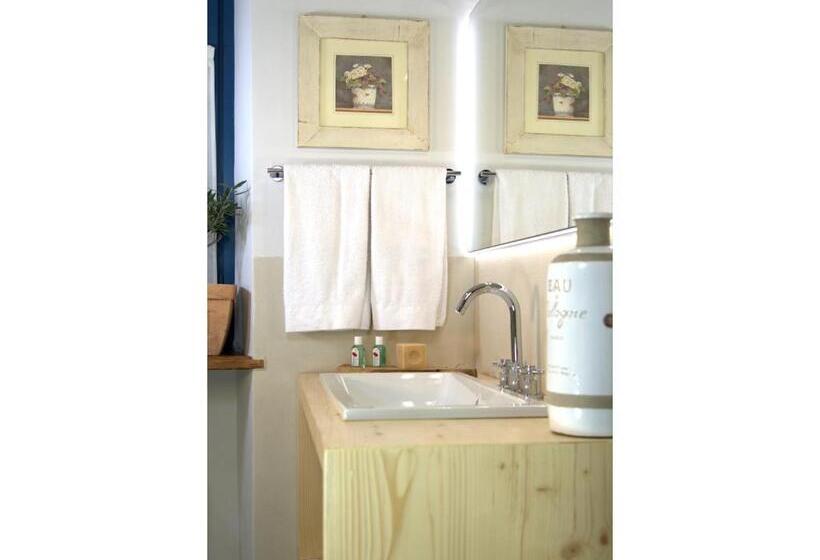 Bed and Breakfast Antico Casale Mattei Adult Only