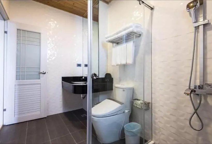 تختخواب و صبحانه Rainbow Homestay