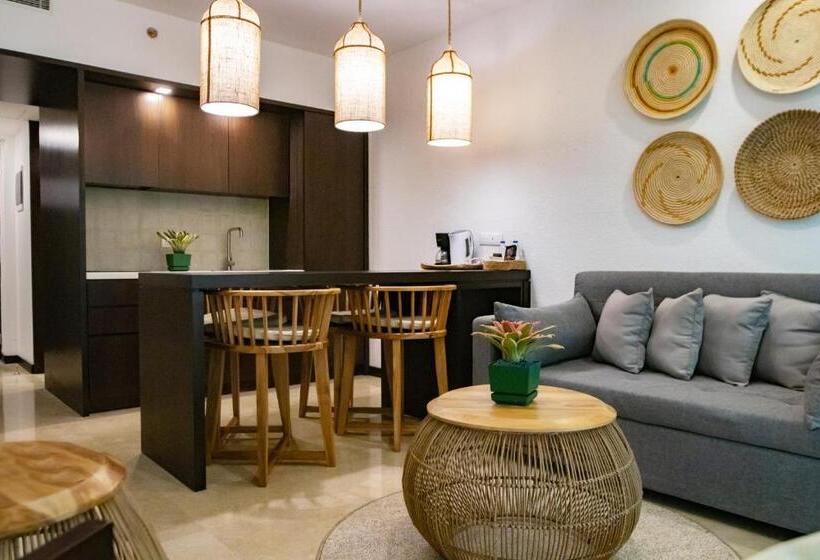 Eurobuilding Hotel & Suites Lecheria