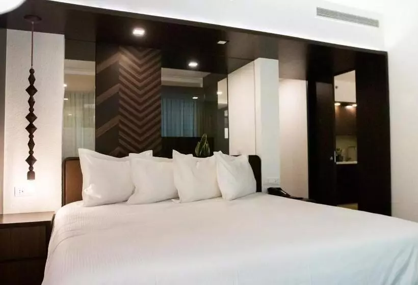 Eurobuilding Hotel & Suites Lecheria