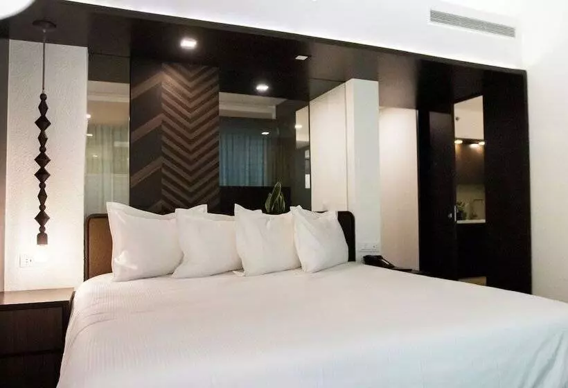 Eurobuilding Hotel & Suites Lecheria