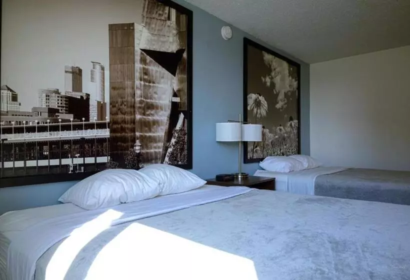 ホテル 8 Fergus Falls