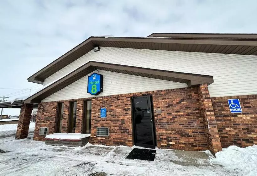 ホテル 8 Fergus Falls
