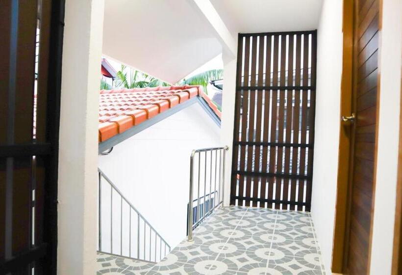 هتل Chiang Mai Heritage House