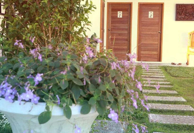 هتل Chiang Mai Heritage House