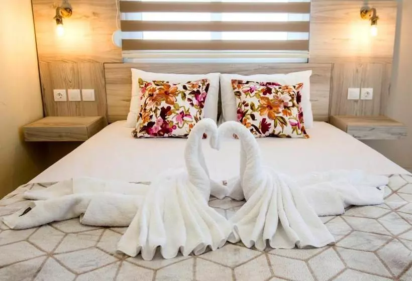 Hotelli Ianos Apartments