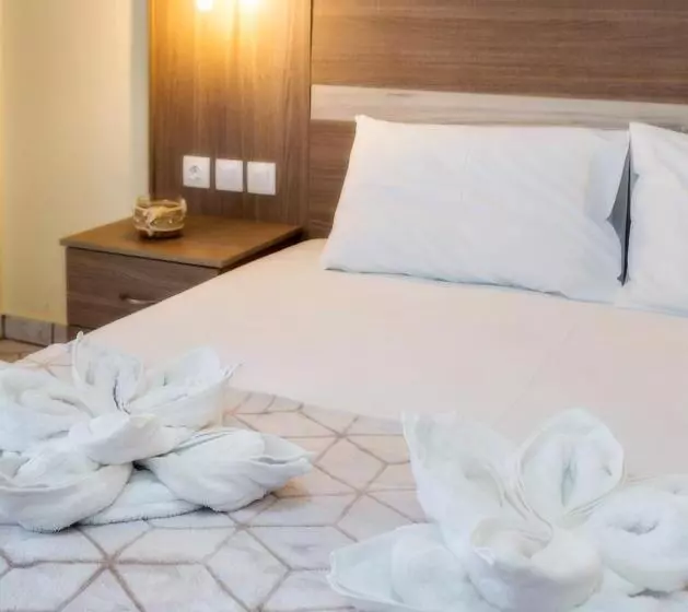 Hotelli Ianos Apartments