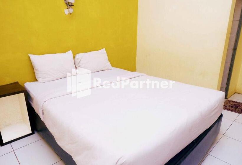 בית מלון כפרי Permata Makassar Mitra Reddoorz