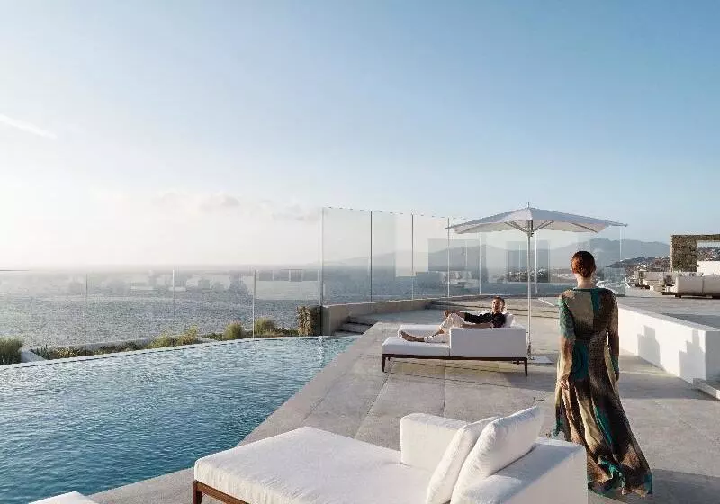 هتل Deos Mykonos   A Myconian Collection