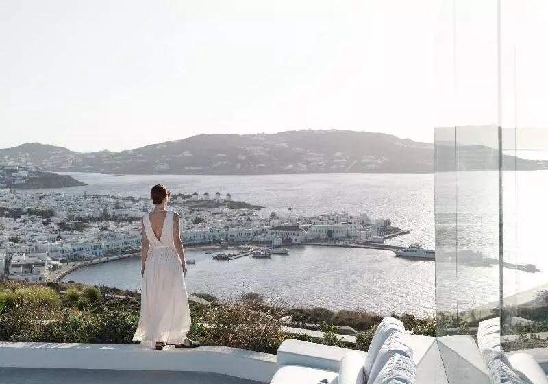 هتل Deos Mykonos   A Myconian Collection